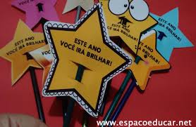 Check spelling or type a new query. Lembrancinha De Volta As Aulas Lapis Com Estrela Este Ano Voce Vai Brilhar Baixe O Pdf Com Os Moldes