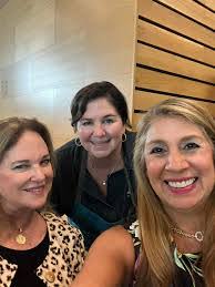 Kate Asher's Instagram, Twitter & Facebook