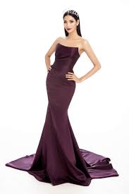 Bên dưới bài đăng, dân mạng cũng đã thả tim rần rần cho hành động đẹp. Hoang Thuy Co Cá»­a Nao HÆ¡n H Hen Nie Táº¡i Miss Universe 2019 Baogiaothong Vn