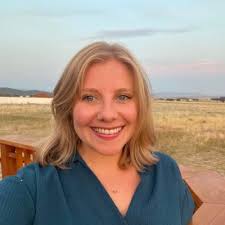 Ashley Cornish (@AshleyECornish)