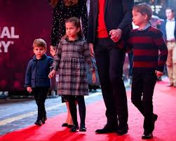 Prince william, duke of cambridge, kg, kt, pc, adc (william arthur philip louis; See All The Best Photos Of Prince William Kate Middleton And Their Kids At The Pantomime