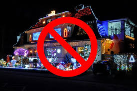 Ah yes the christmas decorations. Christmas Decorations Shouldn T Be Put Up Before Thanksgiving The Mirror