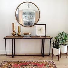 20 Beautiful Entry Table Decor Ideas To Give Some Inspiration On Updating Your House Or Adding Fresh And New Furni Entryway Decor Modern Entryway Modern Entry