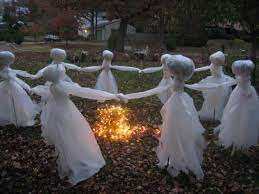 4 out of 5 stars. 19 Super Easy Diy Outdoor Halloween Decorations That Look So Creepy Spooky