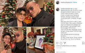 Bagaimana perayaan natal roger tanpa kehadiran sang ayah? Untuk Pertama Kali Deddy Corbuzier Perlihatkan Wajah Mendiang Ayah