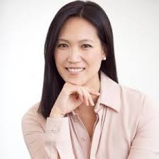 I am extremely excited to share that I have accepted a Summer 2021  Internship with KPMG US in the Chicago office as an Advisory Intern in  their Customer Solutions practice!