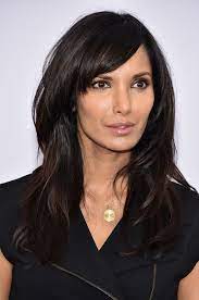 Padma Lakshmi S Soft Bouncy Layers Long Haircuts For Women Over 40 Photos Women Haircuts Long Diy Hairstyles Diy Hairstyles Easy