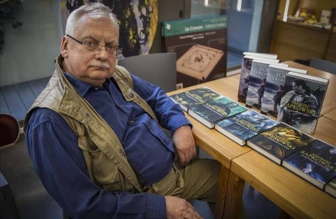 images?q=tbn:ANd9GcQkUr26COiW_JONH4EXlWs