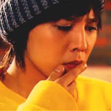 Cảnh phim secret garden này thực chất cũng là một phiên bản parody của các thành viên nhóm big bang thực hiện năm xưa. G Dragon Secret Garden Parody áƒ¦ Seungri Daesung G Dragon