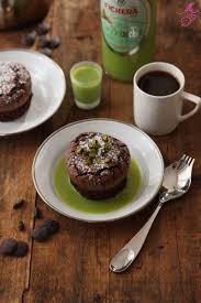 Petits Gateaux Chocolat Huile D Olive Et Liqueur De Pistaches Facon Digeo Gourmand Petits Gateaux Chocolat Gateau Chocolat Pistache