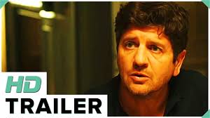 Lui è un papà distratto e assorbito dal lavoro, lei è una mamma che si è dedicata alla famiglia. 10 Giorni Senza Mamma Trailer Ufficiale Youtube