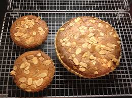 Bake the pastry case blind in a preheated over at 200c/gas mark 6 for 10 minutes. Mary Berry S Bakewell Tart This Recipe Is Amazing I Ve Made It Twice Now For My Family And It Mary Berry Recipe Mary Berry Bakewell Tart Berry Dessert Recipes
