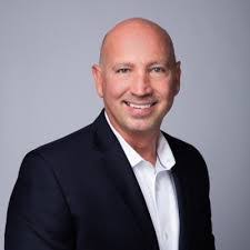 Taylor Klundt's Instagram, Twitter & Facebook