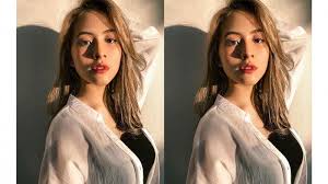 Seperti biasa aku bakal ngebagiin video yang lagi viral di media sosial dan linknya udah di sediakan di deskripsi dan 100% work. Bsnx2izqhdwm M