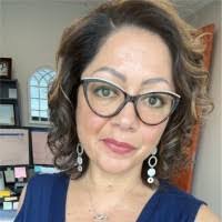 Lori Goodson's Instagram, Twitter & Facebook