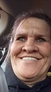 Tammy Hull's Instagram, Twitter & Facebook