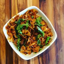 One Pot Pasta Merguez Et Roquette Merguez Recette Merguez Pates A Faire Mijoter