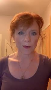 Sharon Riding's Instagram, Twitter & Facebook