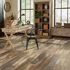 Home Decorators Collection Vinebank Oak 12 Mm Thick X 7 5 8 In Wide X 54 1 3 In Length Laminate Flooring 14 18 Sq Ft Case Hdcwr04 The Home Depot Home Decorators Collection Flooring Home
