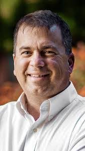 Jeremy Grimm's Instagram, Twitter & Facebook