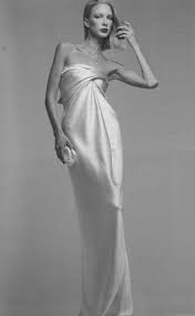 News about dressing ewan mcgregor for his role as the master of effortless 1970s chic and channeling the right if you were at studio 54 in the 1970s, you were probably wearing halston. A Classic Drapey Minimalistic Halston Design On One Of His Favorite Models Karen Bjornson Halston Dress Fashion Halston Vintage