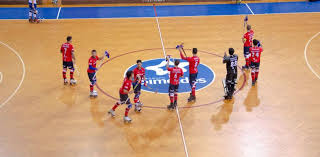 São quatro os candidatos, mas já é certo que o título europeu de hóquei em patins vai ficar em portugal. Oliveirense Vence No Arranque Da Liga Europeia De Hoquei Patins Hoquei Sapo Desporto