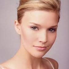 Krystal Peters's Instagram, Twitter & Facebook