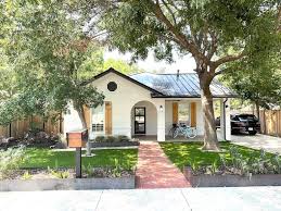 The Lone Star Bungalow