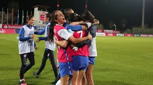 La selección femenina de fútbol de chile, también conocida como la roja femenina, es el equipo representativo de dicho país en las competiciones oficiales de fútbol femenino. Seleccion Chilena Femenina Nomina Para El Microciclo De Cara A Los Juegos Olimpicos De Tokio 2021 Redgol