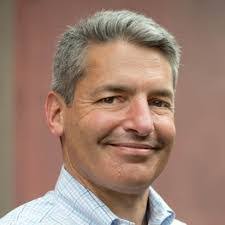 Ronnie Peck's Instagram, Twitter & Facebook