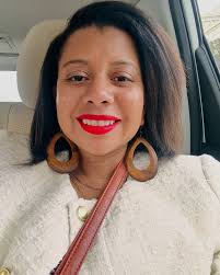 The Lux Public Relations Agency welcomes Ayesha Murphy of @beary_sensitive  as a new client! 🛍️ Meet Ayesha Murphy, a licensed organic skincare  specialist with a diploma in Advanced Organic Cosmetic Science and