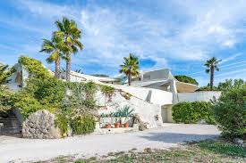 Les Troglodytes Par Jacques Couelle Nice Cote D Azur Nice Cote D Azur Nice Cote Architecture