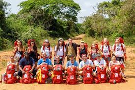 Pékin express sur les pistes de terre rouge. Pekin Express Christophe Et Claire Gagnants 2021 Que Vont Ils Faire Avec Les Gains Remportes