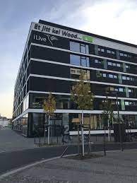 Die videos sind nicht an modellen sondern mit unseren regulären kunden gedreht worden und zeigen einen. 1 Zimmer Wohnung Zu Vermieten Mengelbergstrasse 2 Ilive Urban Living 3 133 50676 Kooln Altstadt Neustadt Sud Mapio Net