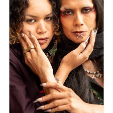 6pm today! rsvp at @topazartsinc Artist Talk with Eloisa May P. Hernandez  Sunday, Nov 5, 2023 at 6pm: Free > RSVP TOPAZ ARTS, 55-03 39th Avenue >  directions TOPAZ ARTS welcomes Eloisa