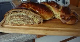 Nuss Stollen Rezept Rezepte Stollen Rezept Lebensmittel Essen