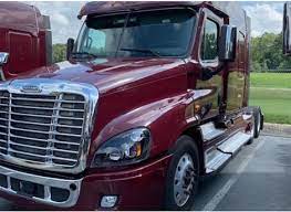 500 Used Truck Sales Ideas In 2021 Used Trucks Heavy Duty Trucks Trucks