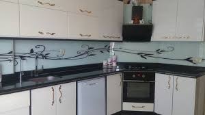 Mutfak tezgâh arası ürünleri evinizin dekorunu zenginleştiren özelliklere sahiptir. Facebook