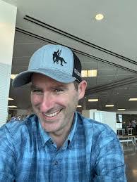 Brett Reiter's Instagram, Twitter & Facebook