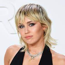 Miley cyrus — heart of glass (live from the iheart festival) 03:33 miley cyrus — who owns my heart 03:34 miley cyrus — gimme what i want 02:32 Miley Cyrus Splits With Cody Simpson Talks Liam Hemsworth