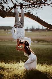 36 Creative Wedding Photo Ideas Poses In 2020 Creative Wedding Photo Amazing Wedding Photos Wedding Photos Poses