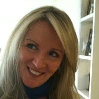 Karyn Ryan's Instagram, Twitter & Facebook