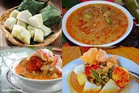 Paket menu prasmanan lebaran idul fitri 2020 untuk acara open house, halal bihalal atau silaturahmi di wilayah tangerang, jakarta, depok dan bekasi. Opor Ayam Dan Ketupat Menu Andalan Lebaran Fitri Kompasiana Com