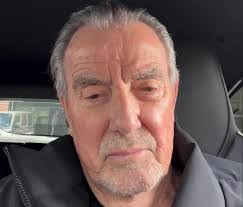 Eric Vibbert's Instagram, Twitter & Facebook