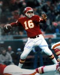 Il s'enrichit chaque année et en compte à ce jour 241. Kansas City Chiefs Uniform History Bing Images Kansas City Chiefs Football Kansas City Chiefs Logo Sports