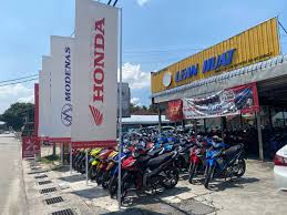 LHMotor @ Kepala Batas