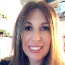 Betsy Mcneil's Instagram, Twitter & Facebook