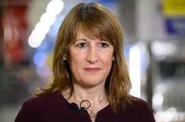 Historic Four in a Bed country inn just outside Edinburgh with a hot tub  hits the market