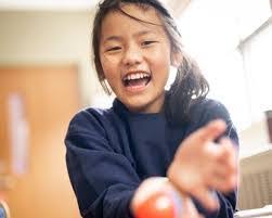 Keri Cotton's Instagram, Twitter & Facebook