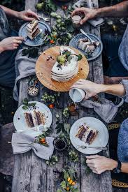 Sweet And Spicy Bacon Wrapped Chicken Tenders Repas Festif Stylisme Culinaire Mettre La Table